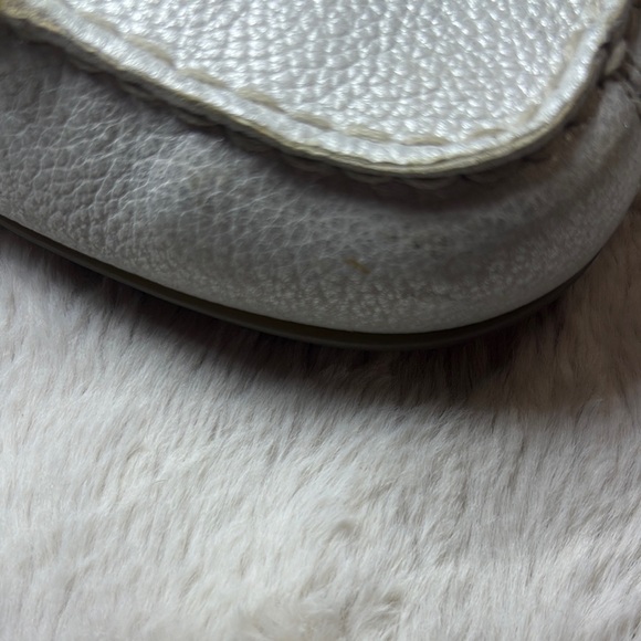 AEROSOLES Off-White Leather Flats - Picture 8 of 8